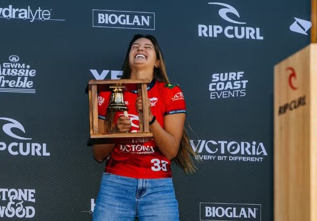Luana Silva encara desafio com Gilmore e Simmers na estreia da etapa de Burleigh Heads