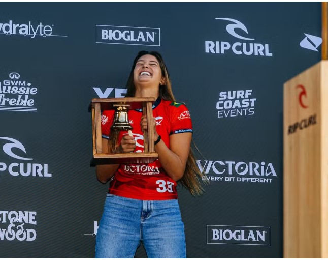 Luana Silva encara desafio com Gilmore e Simmers na estreia da etapa de Burleigh Heads