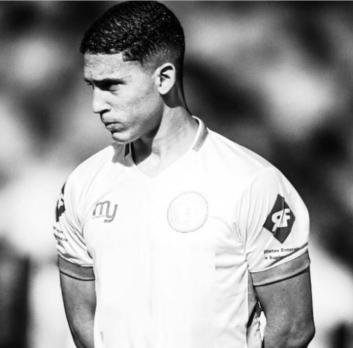 GABRIEL DIRCEU: A NOVA FORÇA DO FUTEBOL BRASILEIRO QUE UNE TALENTO, DISCIPLINA E PRESENÇA